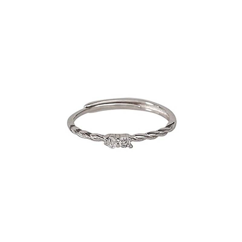 Sparkling Ring For Women, Crafted With Romance.Sleek & Comfortable, Designed To Highlight Your Charm.A Subtle Yet Stunning Piece For Dates,_voghion.com