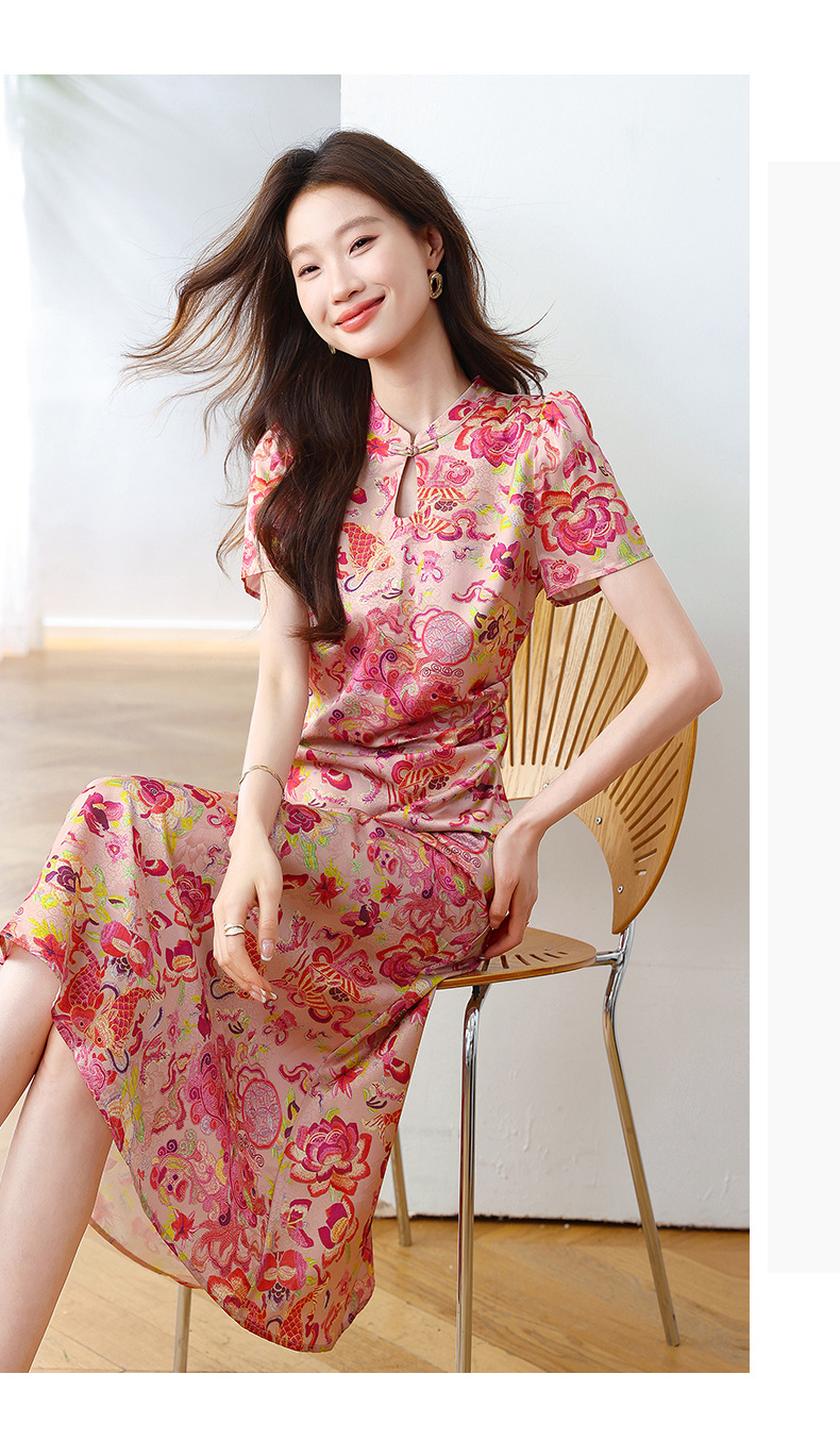 Đầm maxi nữ cổ đứng dài tay họa tiết hoa phong cách Tân Trung thức mùa hè 2025 — Màu hồng, Màu vàng chi tiết 16
