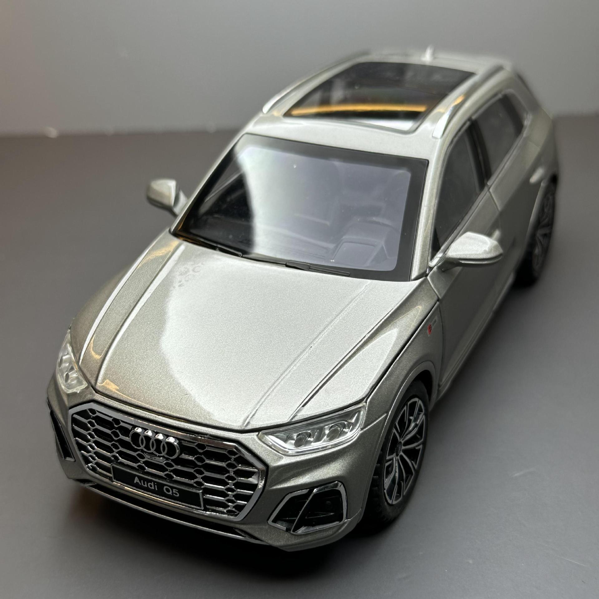 Modelo de coche de aleación XinAo 1:24 Audi Q5 vehículo todoterreno 6 puertas con sonido y luz Tire hacia atrás modelo de coche de juguete colección de decoración