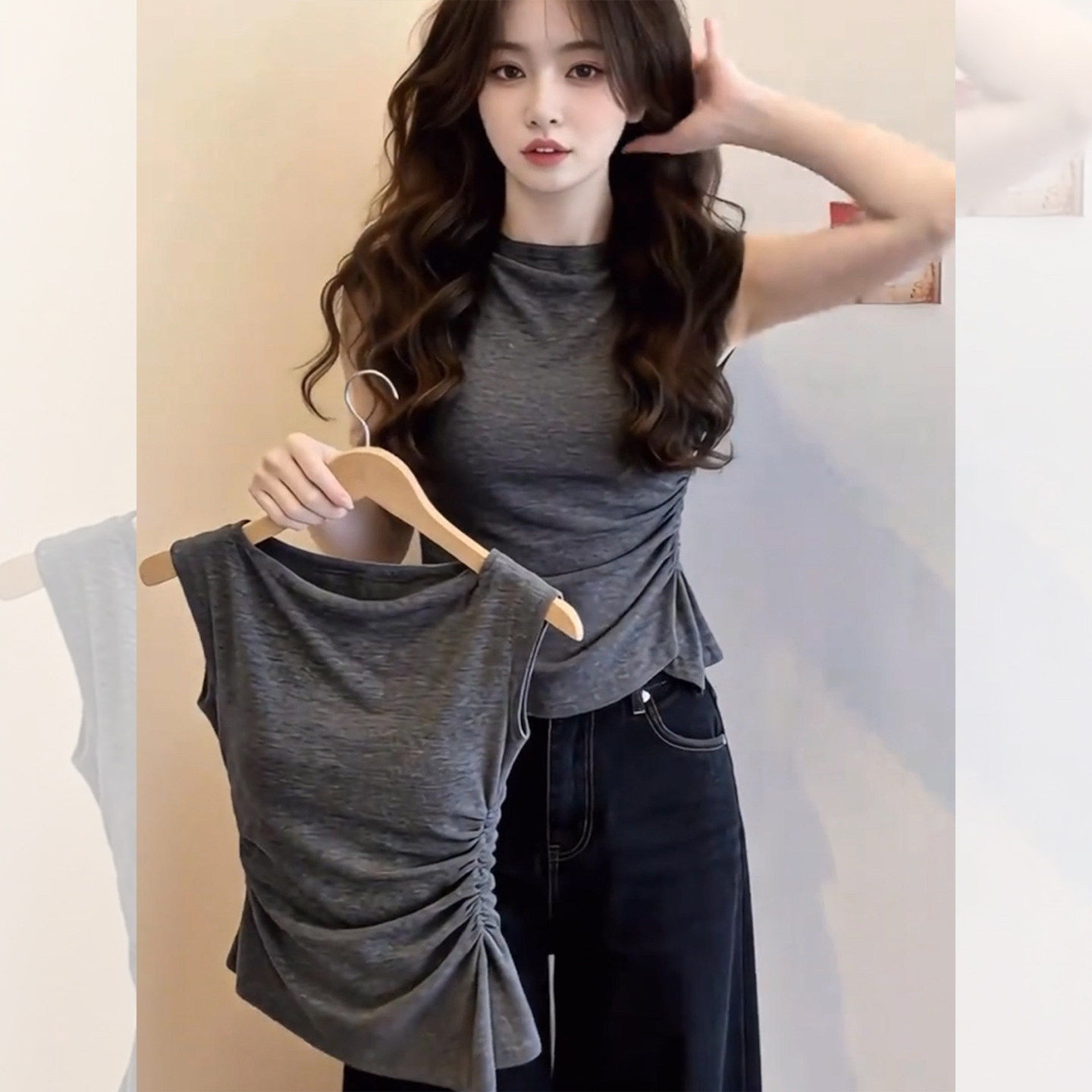 Áo thun nữ tay ngắn xếp ly cổ tròn dáng suông tay lỡ bay — màu xám chi tiết 3