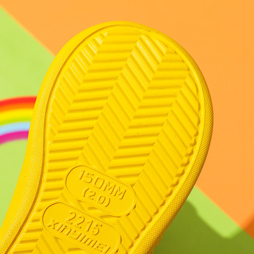 Genuine Pikachu children's cartoon rain boots for boys and girls, waterproof Pokémon wear-resistant baby water shoes, small and medium-sized children's water boots