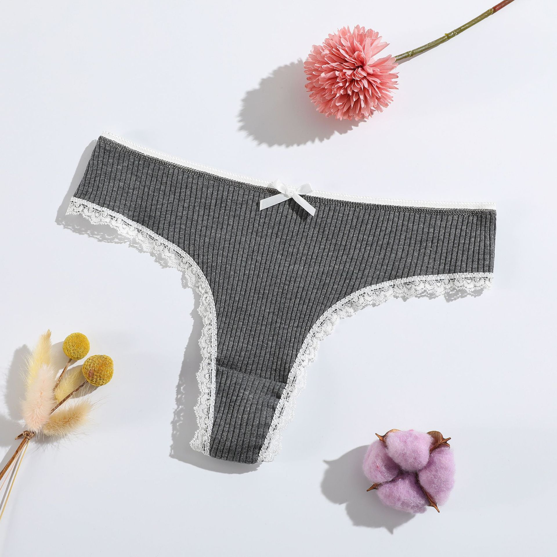 Nueva ropa interior en forma de tanga para niñas tanga de hilo de encaje para mujer pantalones en T de algodón transpirable de cintura baja para mujer al por mayor