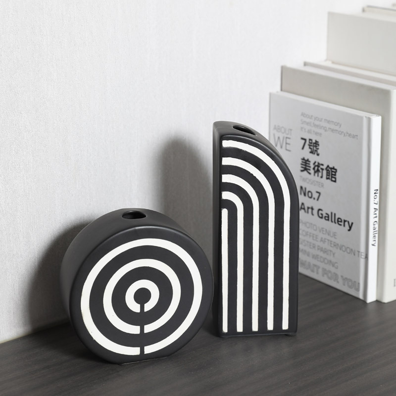 Nórdico creativo blanco y negro a rayas jarrón de cerámica seca sala de estar TV gabinete arreglo floral arte decorativo decoración de la flor