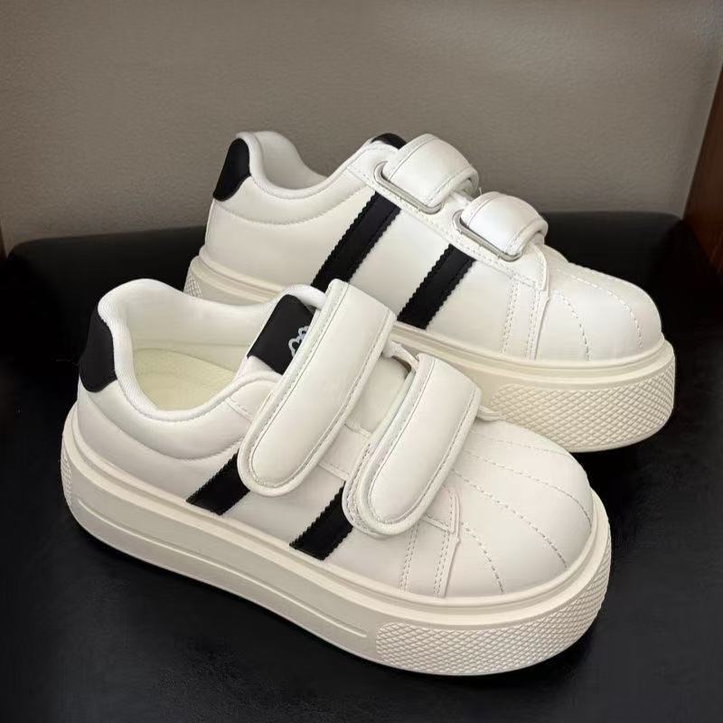 Height-increasing thick-soled student campus 2026 new spring style Velcro ugly-cute versatile loafers for women Height-increasing thick-soled student campus 2026 new spring style Velcro ugly-cute versatile loafers for women