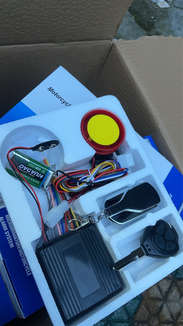 Motorcycle alarm anti-theft device with remote control, key, one-touch start and shutdown, 12V scooter waterproof universal