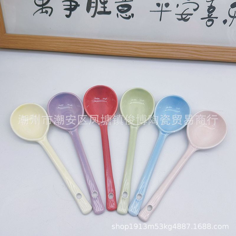 正規品の外国貿易の熱い販売の陶磁器のスプーンのスープのスープの手描きの釉薬の下で色の食器のスプーンの高い顔の価値のスプーンの長い柄のスプーン|undefined