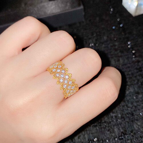 Xiaohongshu Internet celebrity same style personalized light luxury high-end European and American lace small fragrance pearl flower honeycomb ring for women