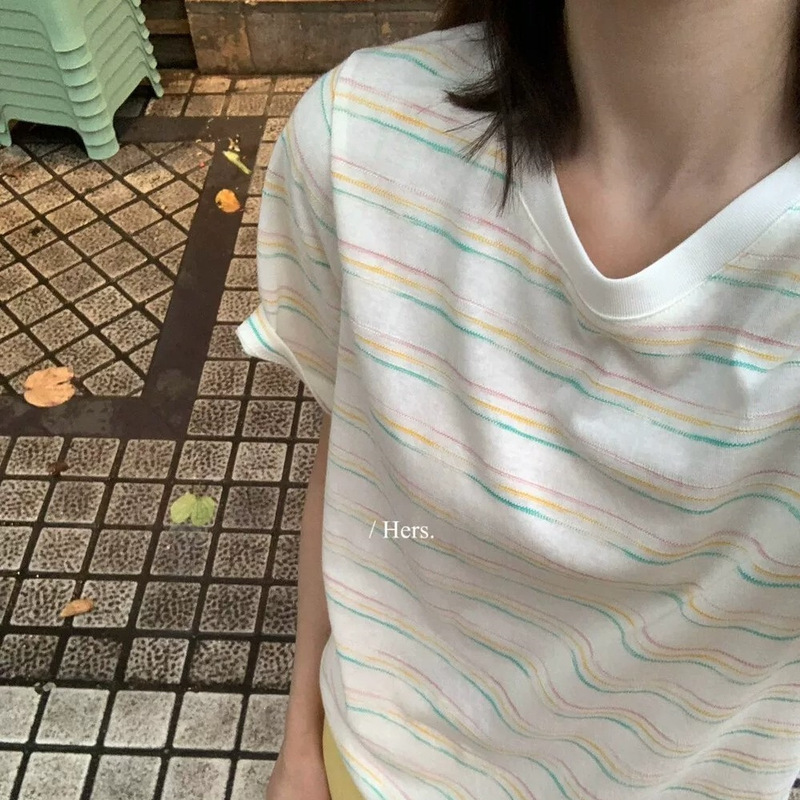 A Spoonful of Sweetness: Her Unique Color-Blocking Textured Striped Short-Sleeve T-Shirt, 2026 Summer Simple Top A Spoonful of Sweetness: Her Unique Color-Blocking Textured Striped Short-Sleeve T-Shirt, 2026 Summer Simple Top