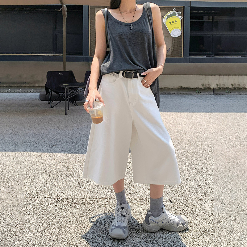 흰색 7 점