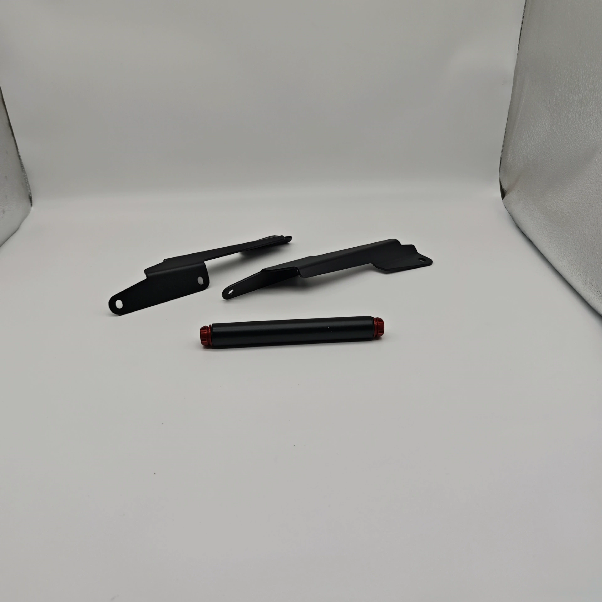 Трансграничное применение Honda NC750X мотоцикл навигационный кронштейн (красный винт)