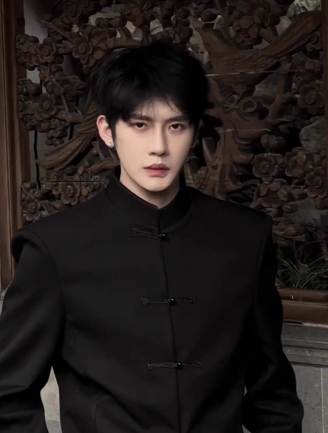 1 abito da uomo in stile cinese vintage con colletto rialzato e bottoni, design patchwork in pelle con nappe di nicchia, elegante e_voghion.com