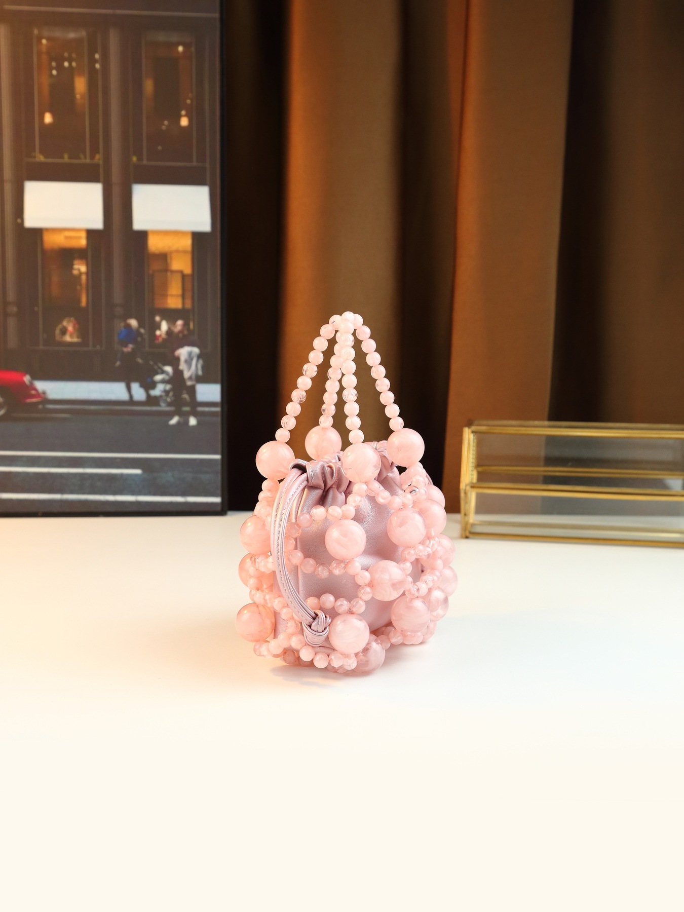 Borsa a secchiello donna con perle in metallo per sera_voghion.com