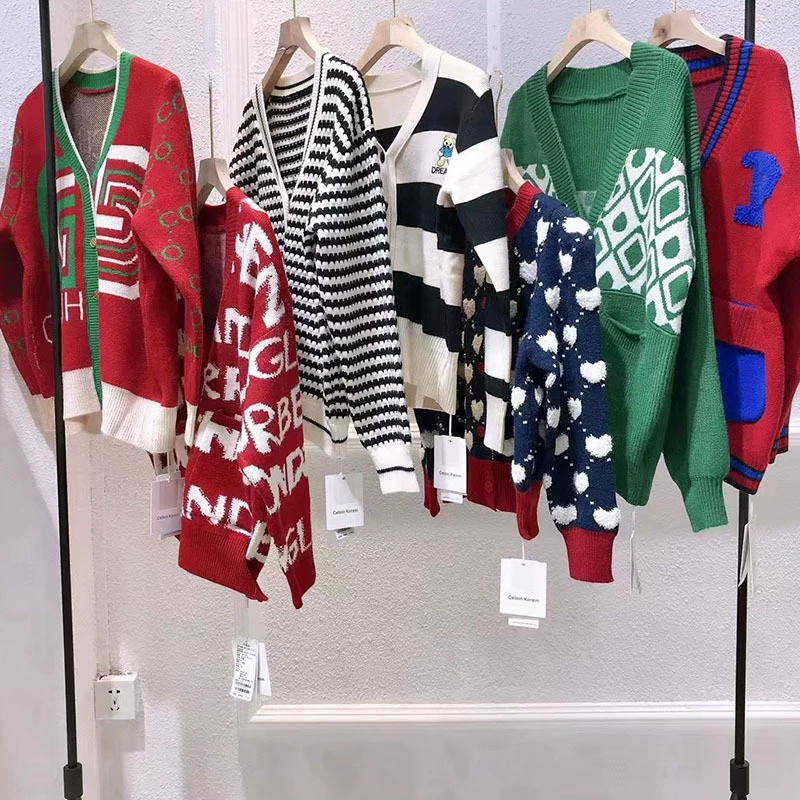 Кашемировый кардиган женский 22 зимний новый модный свободный дикий толстый свитер ленивый свитер пальто оптом бренда