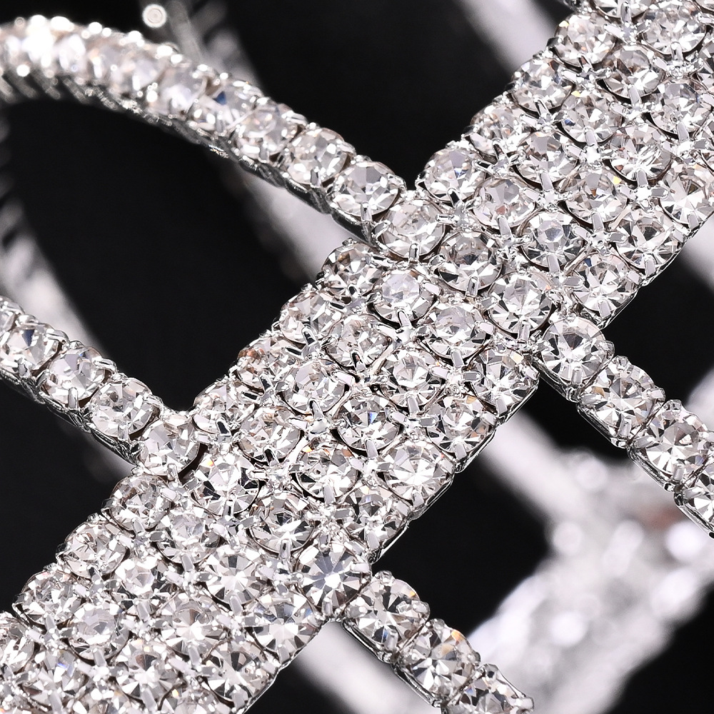 Europa y los Estados Unidos venden pulsera de lujo ligera exagerada nicho de diseño brazalete abierto pulsera ajustable