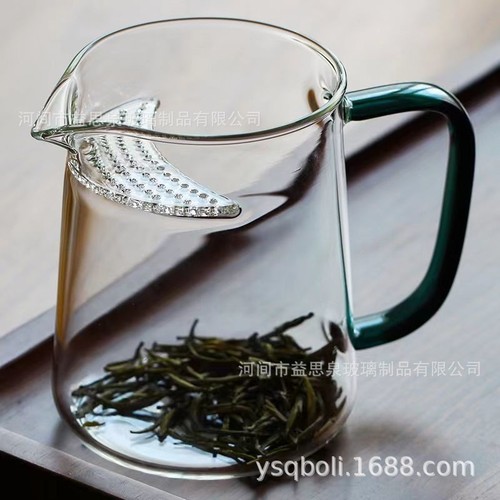 Heat-resistant glass tea cup male cup tea leakage integrated green tea cup with filter tea dispenser crescent fair cup tea set