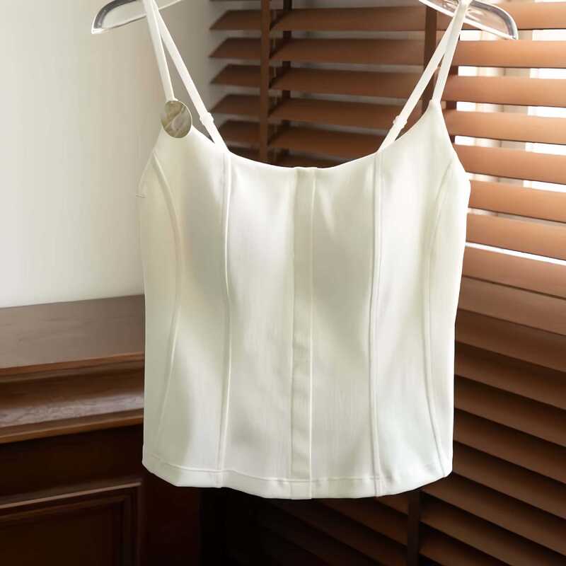 French-style fishbone slim-fit camisole for women, suitable for summer, can be worn as an outer layer, with built-in bra and chest pads French-style fishbone slim-fit camisole for women, suitable for summer, can be worn as an outer layer, with built-in bra and chest pads