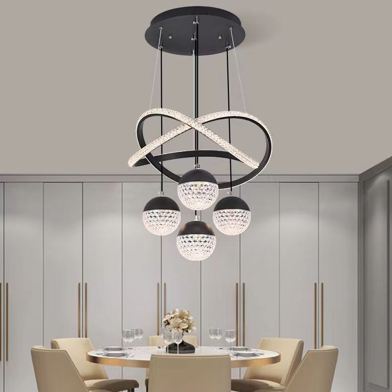 Comedor escalera de comercio electrónico apartamento lámpara de ropa candelabrera bar moderno comedor tienda de ropa LED suministro simple sala de estar