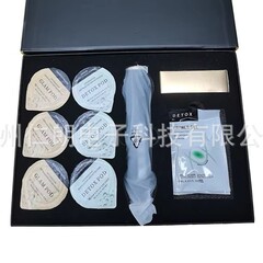 肌の若返りと肌の色を明るくするための新しい国境を越えたハンドヘルドバブル器具、フェイシャルケア、既製の工場直販美容器具
