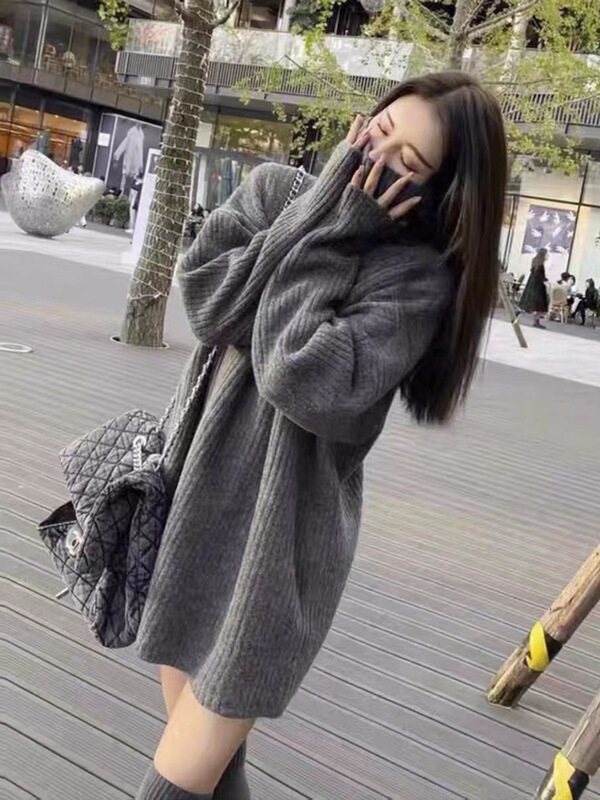 European goods | High-neck, loose-fitting, oversized sweater dress for women, made of pure wool, a mid-length cashmere knit dress for autumn and winter, designed to cover the hips