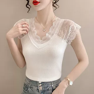 大码夏季新款蕾丝花边V领洋气T恤女修身内搭上衣打底衫