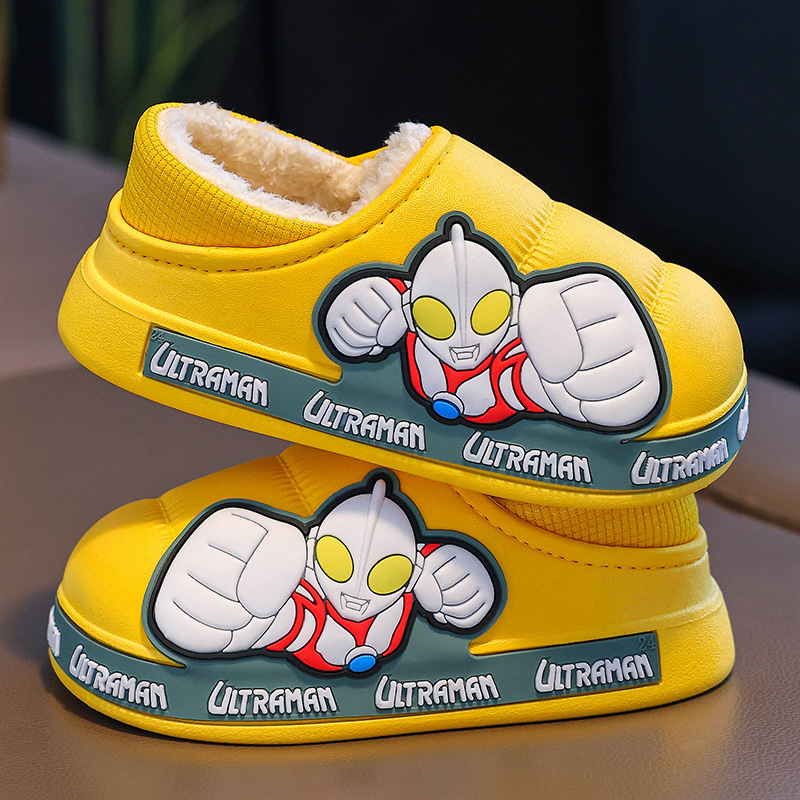 Zapatillas de algodón para niños 2024 nuevo tipo de dibujos animados Ultraman bolsas de invierno para niños con zapatos de algodón impermeables para bebés de niñas