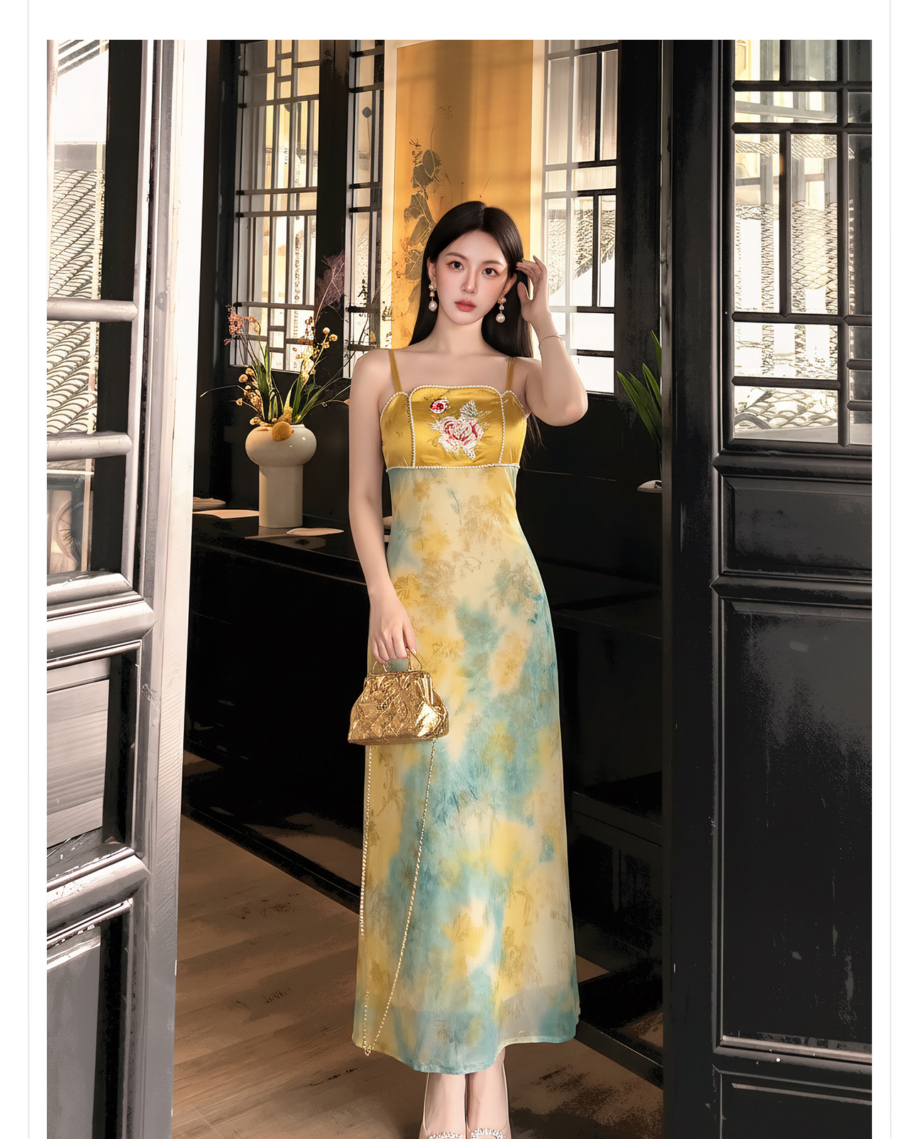 Bộ đầm dây tay không phối áo khoác thêu hoa văn cách tân cao cấp — bộ đồ, Đầu màu mơ, đầm dây chi tiết 6
