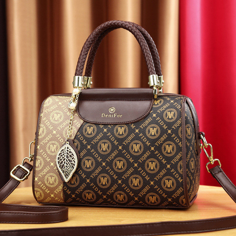 Hot Selling Cross-Border Women's Bag New Retro Print Crossbody Bag Large Capacity Boston Pillow Bag Handbag