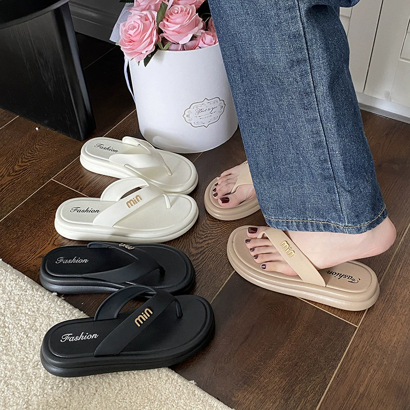 2024 новые шлепанцы женские толстые подошвы летом носить повседневные пляжные туфли плоские шлепанцы