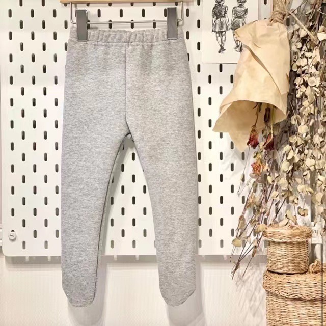 2023春と秋の新商品の子供は簡単で、帽子のアルファベットの服を着て子供のカジュアルな上着を着て卸売りします。|undefined