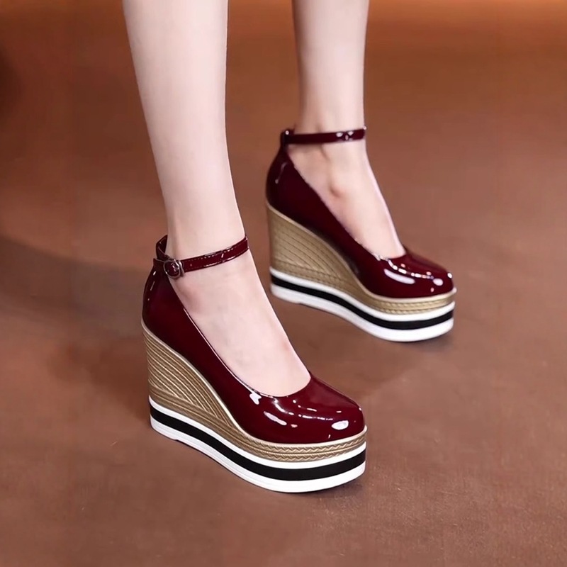 Thick-Soled Patent Leather Round-Toe Fashion Single-Strap Shoes 2026 Spring New Style Waterproof Platform Color-Blocked Wedge High Heels for Women