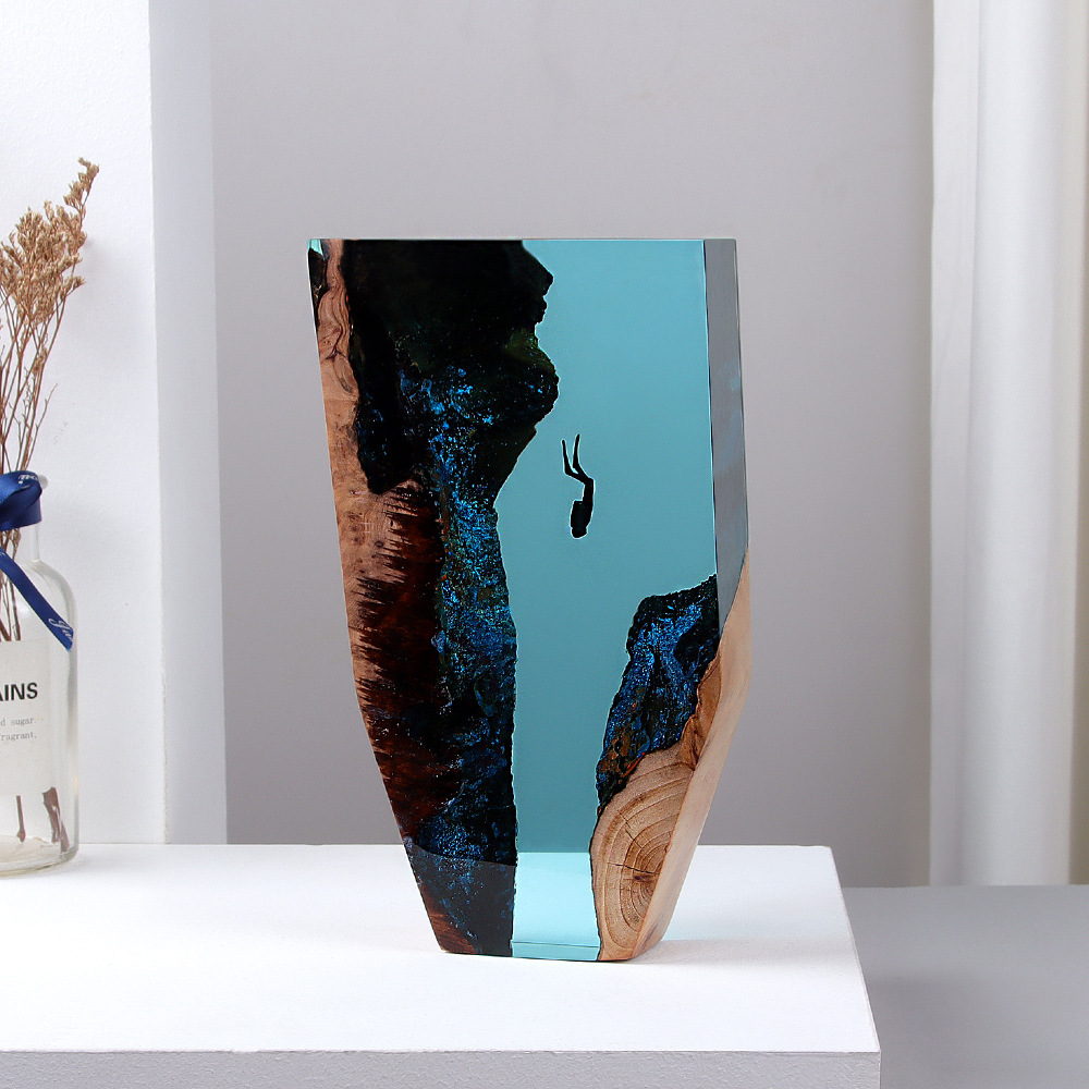  Marine Diver Desktop Ornament Lamp Holder Solid Wood Resin Night Light Gift Ornament Marine Theme Lamp