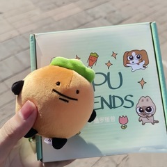 田中ニンジンのぬいぐるみが可愛いです。