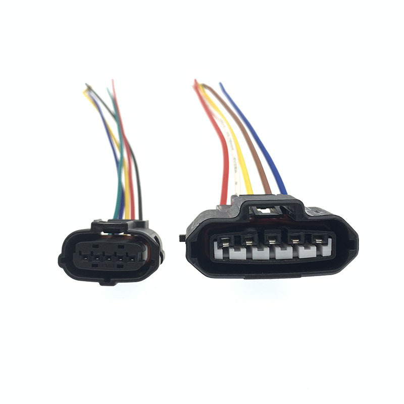 Dj7051A-2.2-21 Is Suitable for Automobile Igniter, Air Flow Meter Plug Domestic Mg640945-5