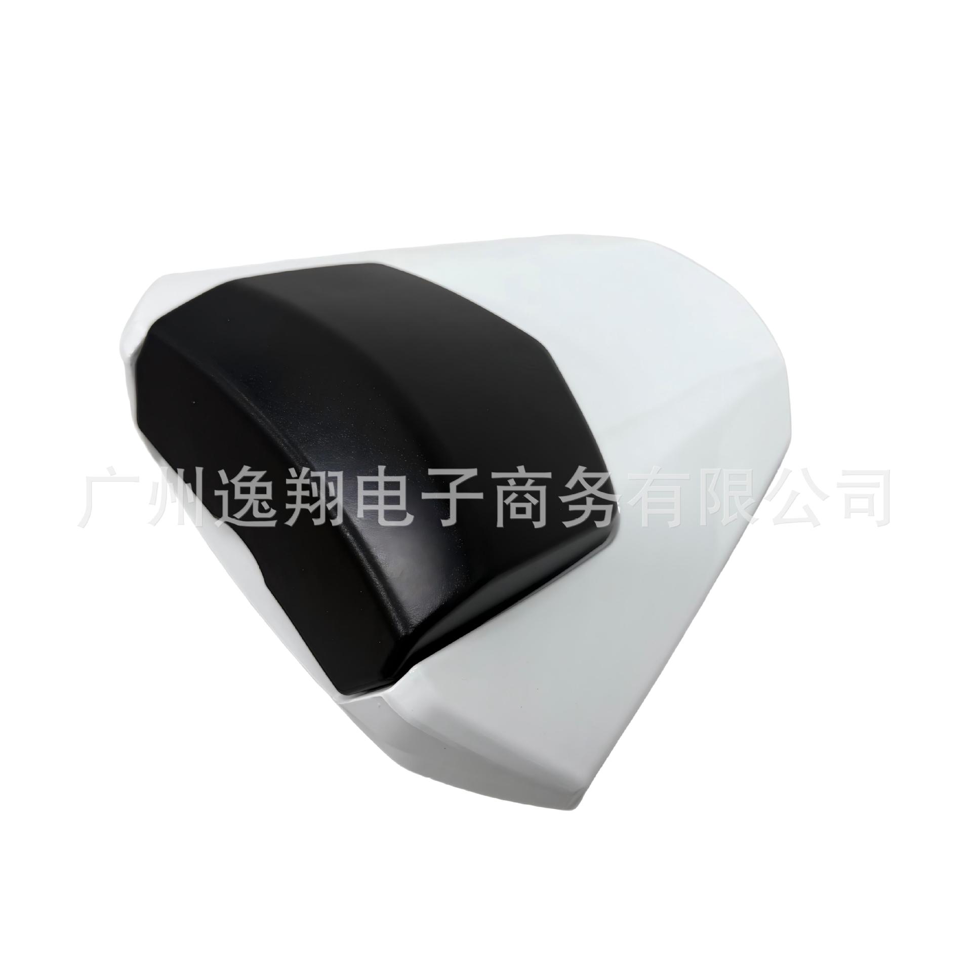 R6 08 白 (2).JPG