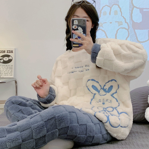 Flannel pajama set for women - winter two-piece set, Korean-style sweet and cute student homecoming coral fleece lined and thick bedding set