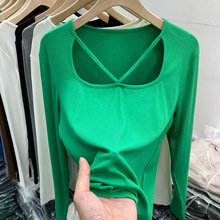 批發歐貨設計感鏤空綁帶露鎖骨螺紋長袖T恤女2022春新款洋氣體恤