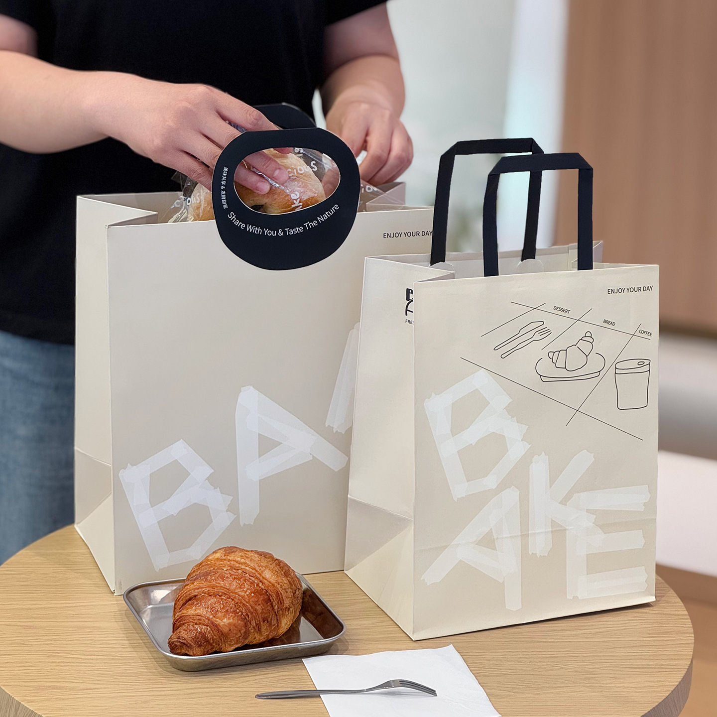 加厚牛皮纸袋手提袋烘焙店面包袋吐司食品包装袋子外卖打包袋