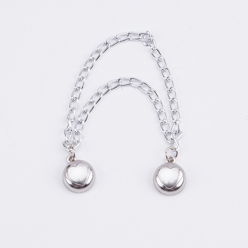 チェーンの磁気はズボンの足を引きずることを防ぎます。金属の磁気は袖口を固定します。