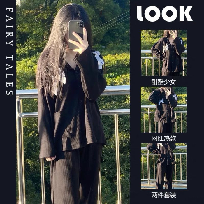 Pijamas estilo Ins de algodón con estampado de oso y fresa japonesa para mujer, modelo nuevo primavera y otoño 2025, de manga larga, finos, se pueden usar fuera como ropa de estar por casa.
