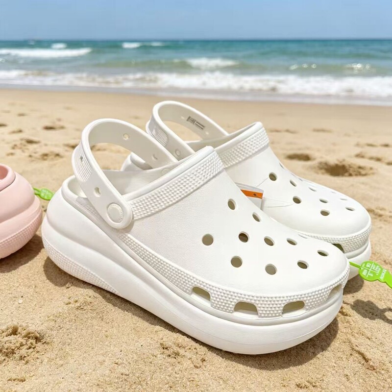 Puff Thick-Soled Clogs, Celebrity Style, Mid-Heel, Closed-Toe, Women's Casual Non-Slip Breathable Beach Slippers Wholesale