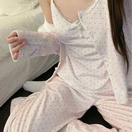 甜美性感波点印花海岛绒睡衣女2026春秋季新款保暖少女家居家套装