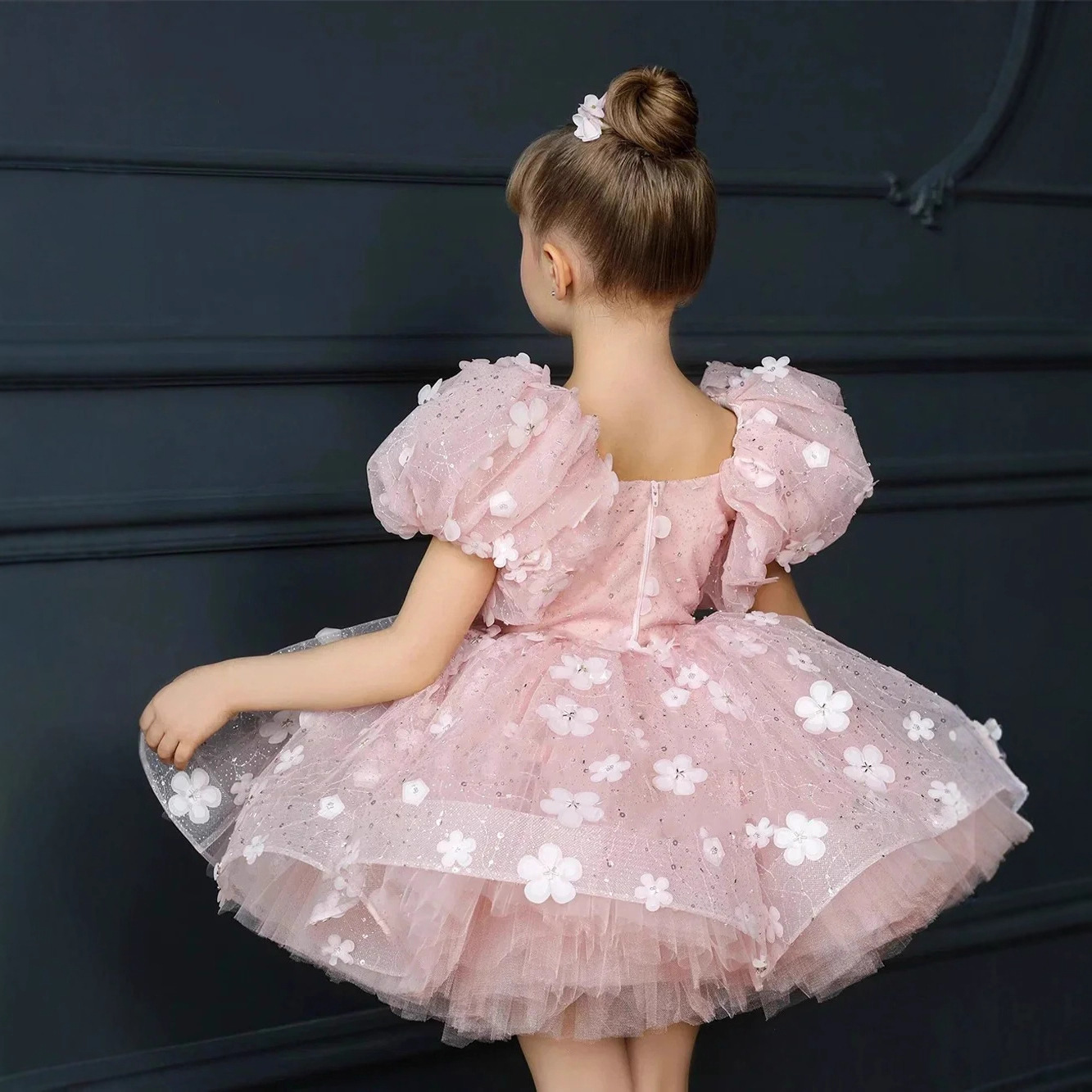 Robe de princesse rose pour petites filles, style français, manches courtes, tutu, idéale pour les anniversaires et les fêtes d'enfants. 【Prévente | Livraison sous 15 jours】_voghion.com