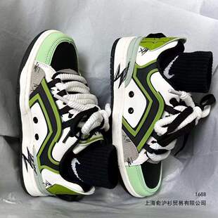 ins�¿�ٴ��Ь��ŮС�����e��Hԭ���\��Ь�OӋ����������