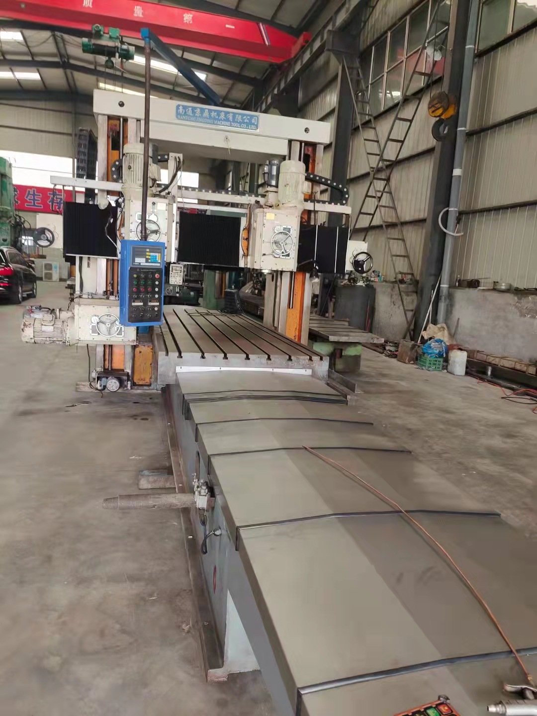 处理二手南通京鼎X2012龙门铣床二手龙门铣