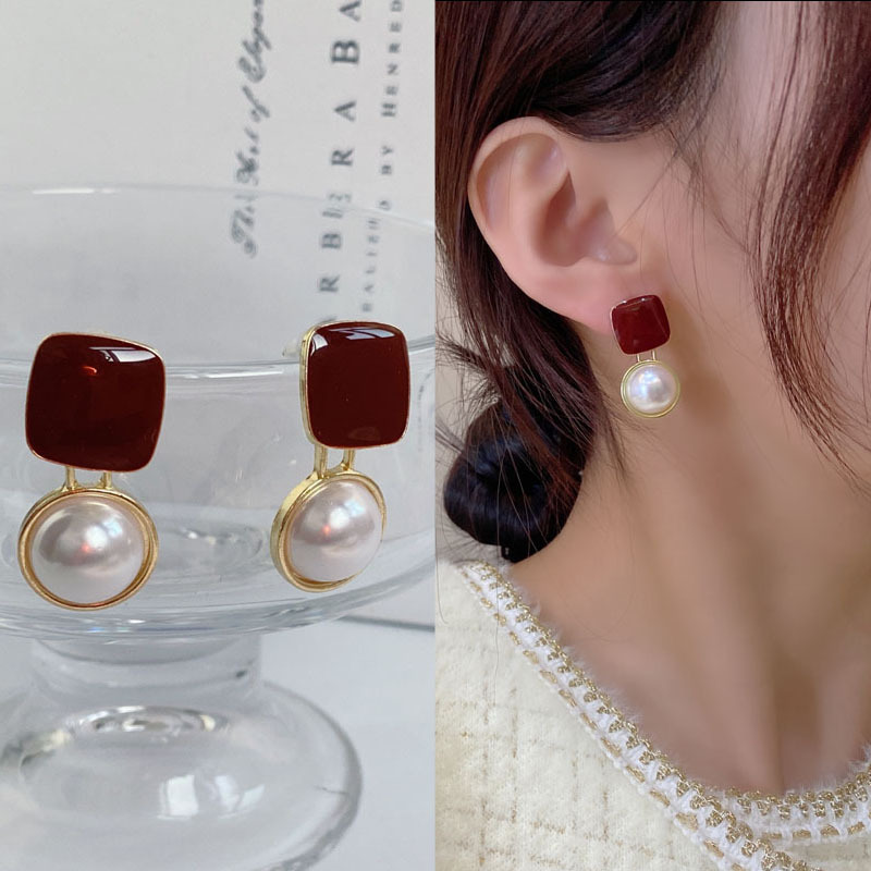 retro elegant pearl fashion drip oil geometric earringspicture2