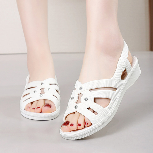 New Elderly Sandals Women's Anti-Slip Summer Comfortable Middle-Aged Mom Outer Sandals Soft Bottom Plastic Wedge