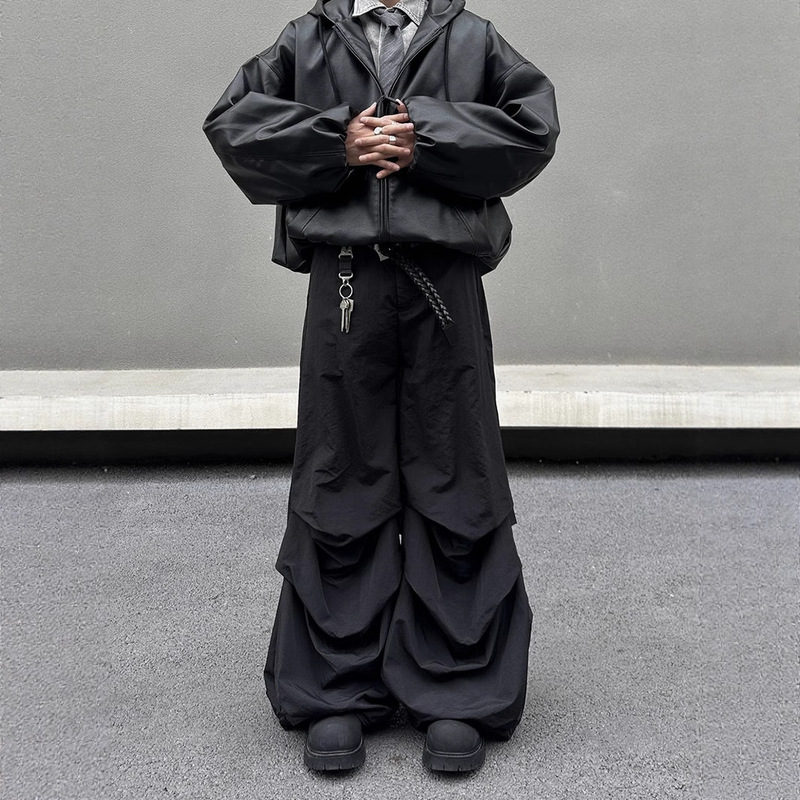 American-Style Cleanfit Stacked Pleated Cargo Parachute Pants for Men with Niche Design, Slightly Flared Casual Couple's Softshell Pants