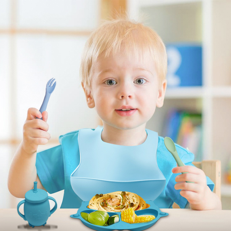 Food grade silicone baby food supplement fork spoon children's spoon learning training eating water baby tableware fork spoon