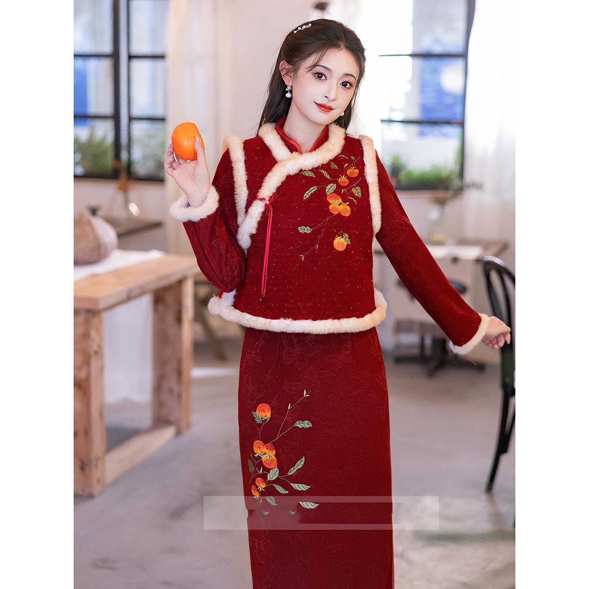 Red Cheongsam New Chinese Style National Vest Set Embroidered New Year Greeting Outfit Winter Fleece Thickened