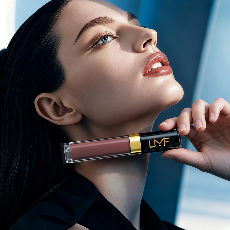 Gloss repulpant transparent effet miroir haute qualité UMF Hydrating, longue tenue_voghion.com